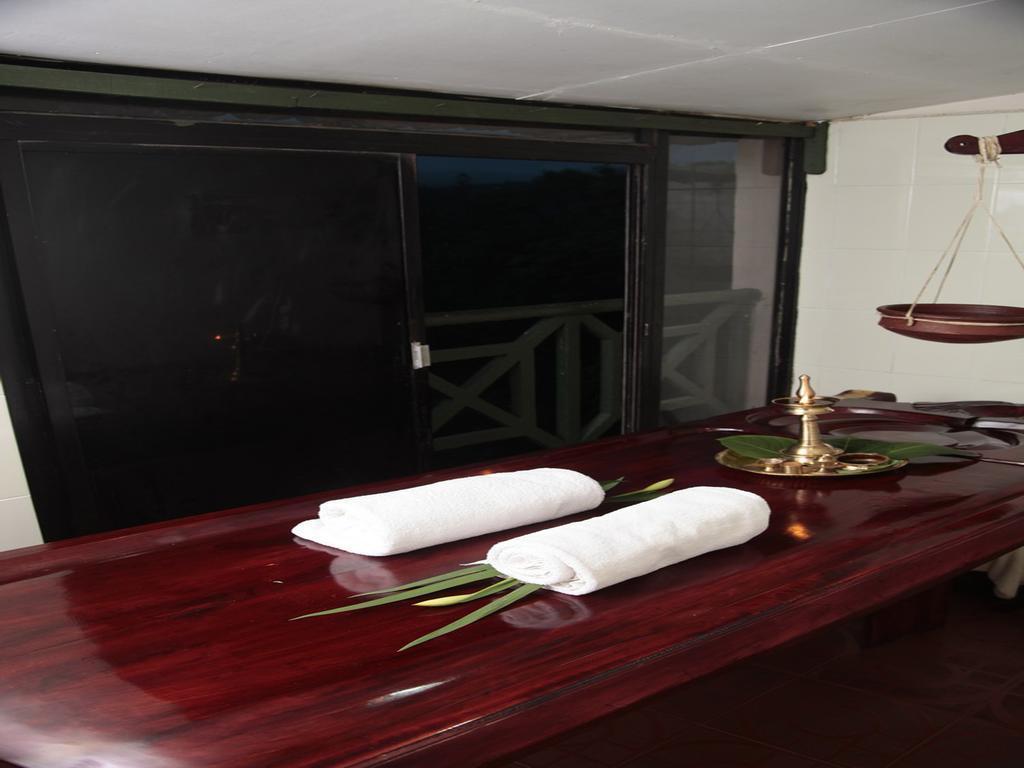 Abad Copper Castle Resort Munnar Kültér fotó
